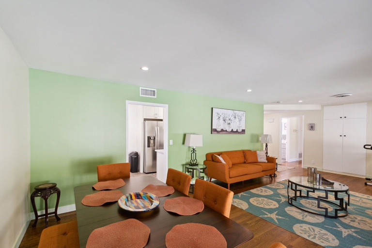 Living area 4, Modern Relaxing Retreat With Private Pool 4 Bedroom Home by RedAwning, Los Angeles