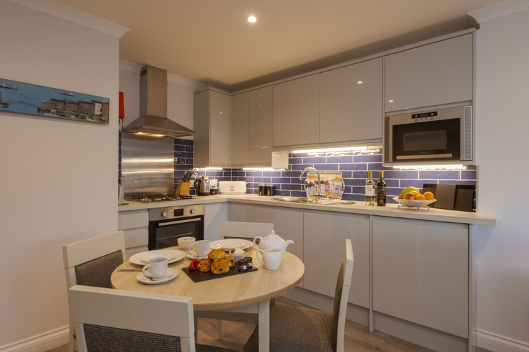 Food & Drinks, Beachcombers Apartments, Cornwall