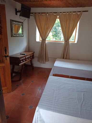 Bedroom 3, La Casona Breakfast & Wellness Center, Valle de Bravo