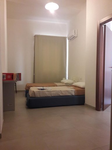 Bedroom 2, Belle Epoque, Carbonia-Iglesias