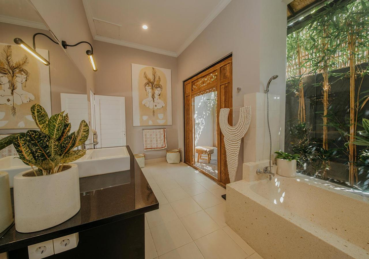 Bathroom 4, Villa Bloom 5 close to the beach private pool 3 bedrooms 3 bathrooms, Badung
