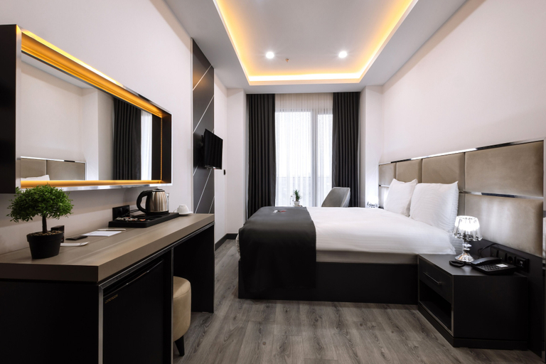 Bedroom 2, Meyzi Hotel, Arnavutkoy