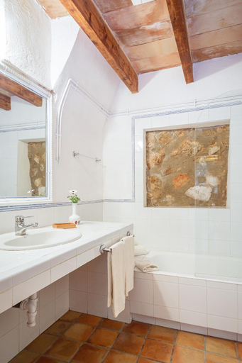 Bathroom 4, Finca Es Castell, Baleares