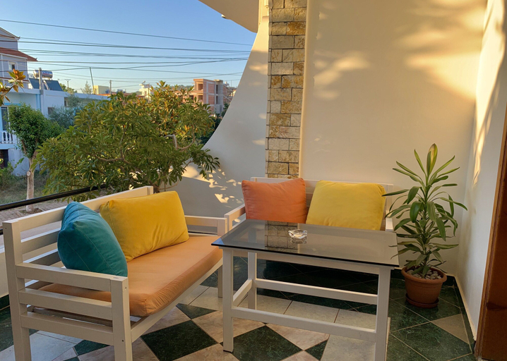 Others 4, Flower Garden Villa , Sarandës