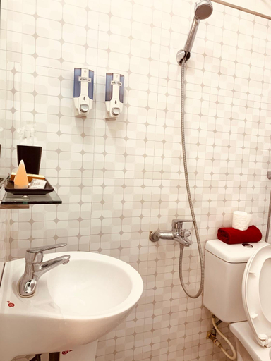 Bathroom 5, Cozy Home Hanoi, Đống Đa