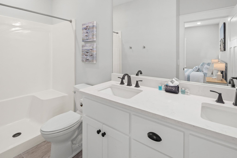 Bathroom 3, Laguna Haven! 3BR 2BA Sleeps 7! Your Perfect Escape!, Bay