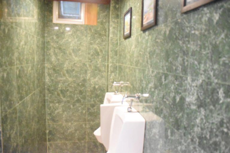 Bathroom, Hungheuang Hotel, Khanthabouly