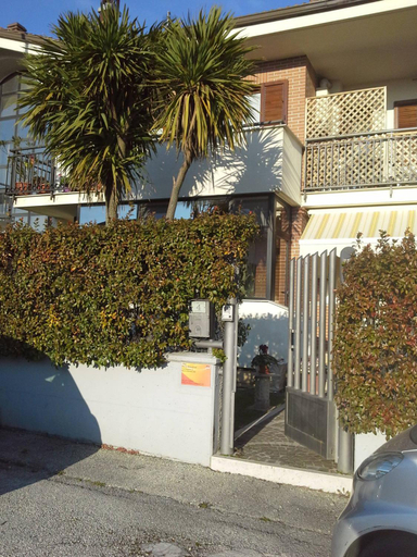 Others 4, Alba B&B, Isernia