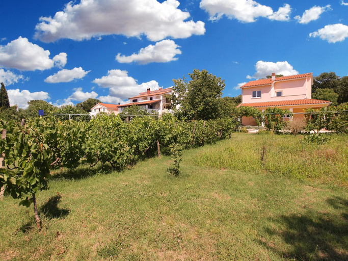 Others 3, Apartments Stjepan 1573, Vodnjan