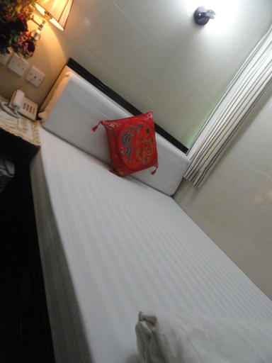 Bedroom 3, Royal Paris Guest House, Kowloon
