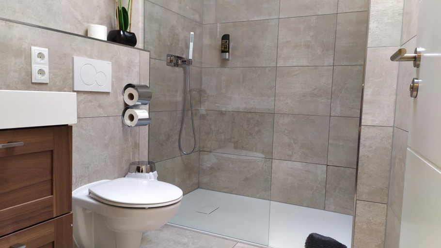 Bathroom 2, Villa Kehrwieder Gohren, Vorpommern-Rügen