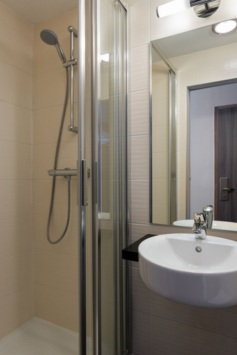 Bathroom 4, Reims Hotel, Paris