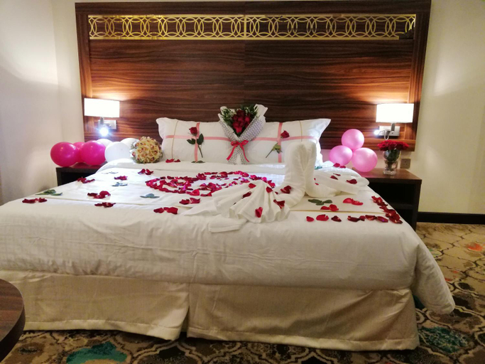 Bedroom 2, Central Park Hotel Bisha