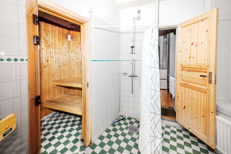 Bathroom 5, City BackPackers Hostel, Stockholm