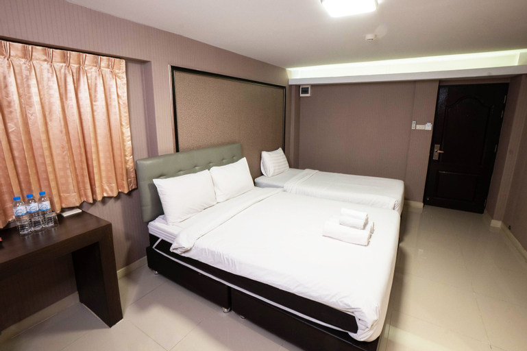 Bedroom 6