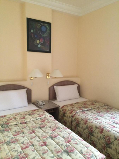 Bedroom 2, Rainbow Garden Hotel, Cameron Highlands