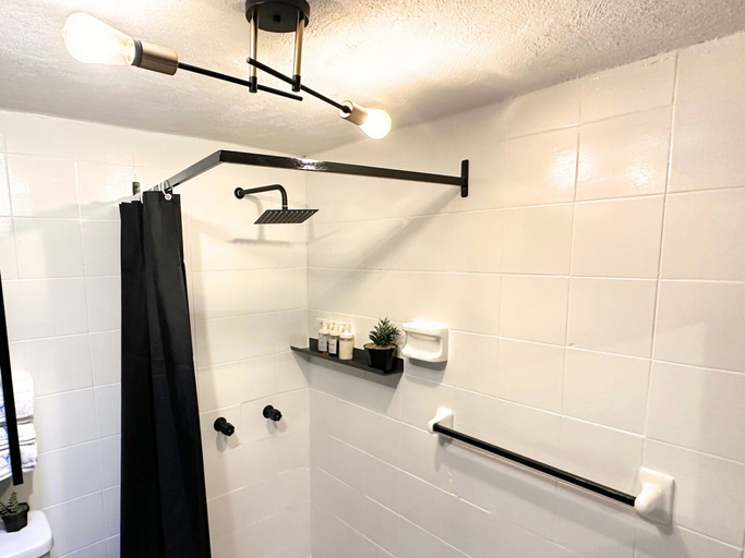 Bathroom 2, HOMSTY, San Salvador el Verde
