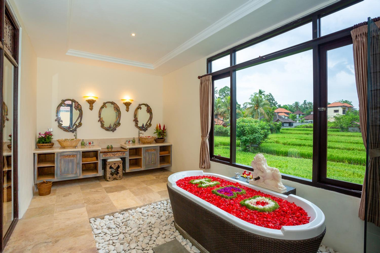 Bathroom 7