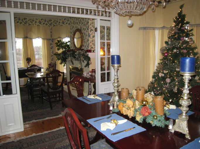 Food & Drinks 2, Bedham Hall B&B, Niagara