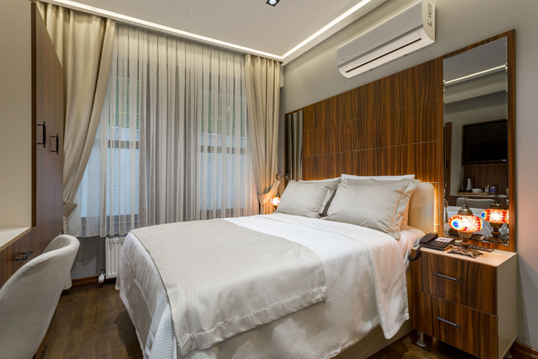 Bedroom 4, Dream Park Otel, Beyoğlu