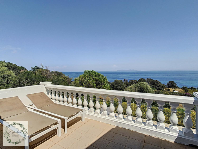 Others 5, Seaview villa Marlau, Haute-Corse
