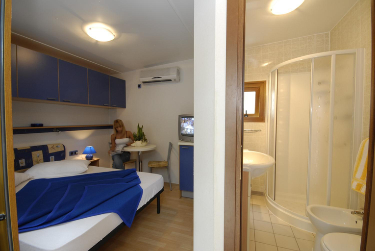 Bedroom 3, Camping Village Mare Pineta Baia Sistiana, Trieste