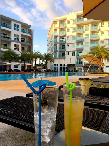 Food & Drinks 5, Grandblue Condominium 307 Pool-SeaView MaePhim Rayong, Klaeng
