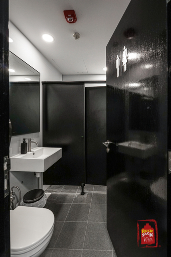 Bathroom 22