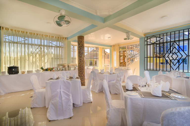 Food & Drinks 3, Mazubu grand hotel, Simanjiro