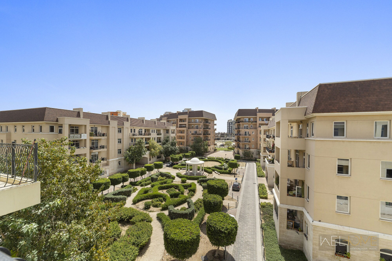 Balcony view 5, WelHome - Stylish Studio with Park Views in Regent House 2, Dubai