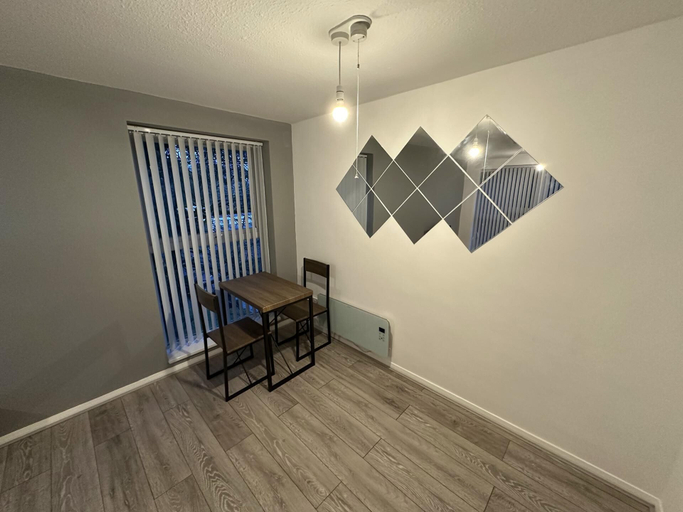 Others 5, Beautiful 2-bed Apartment in Birmingham, Birmingham