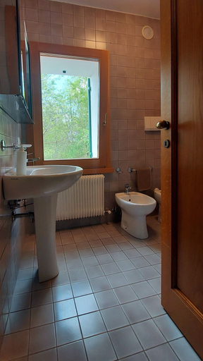 Bathroom 3, AGRITURISMO L'EREMO, Treviso