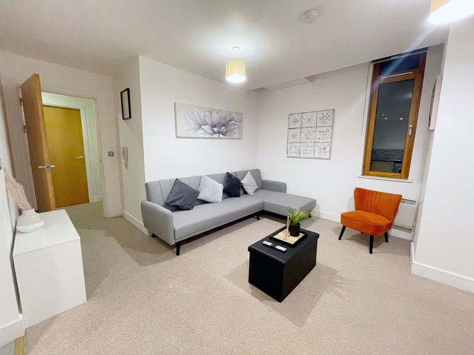 Others 5, Central 2-bed Apartment in Greater Manchester, Manchester