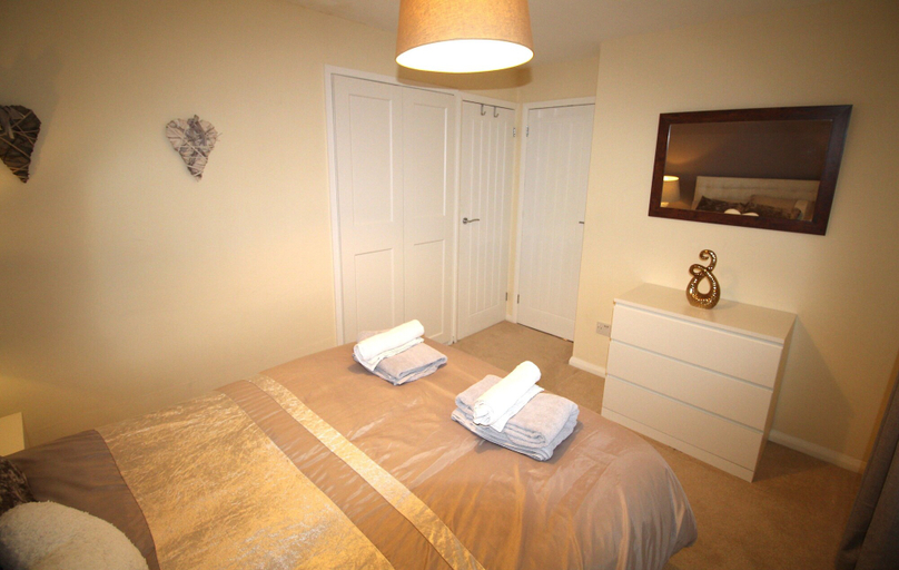 Room 5, 3 Bed House - Sleeps 6 - Fully Refurbished, Gateshead