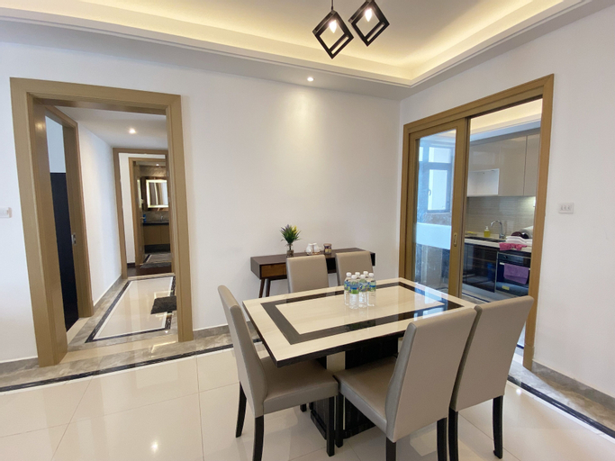 Dining Room 6