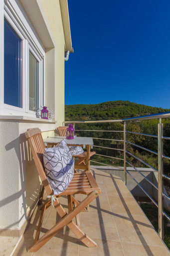 Others 5, Apartments Gornje Starine, Vodice