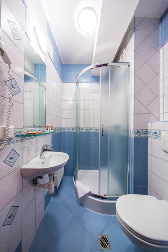 Bathroom 2, Pensjonat Pod Tatrami, Nowy Targ