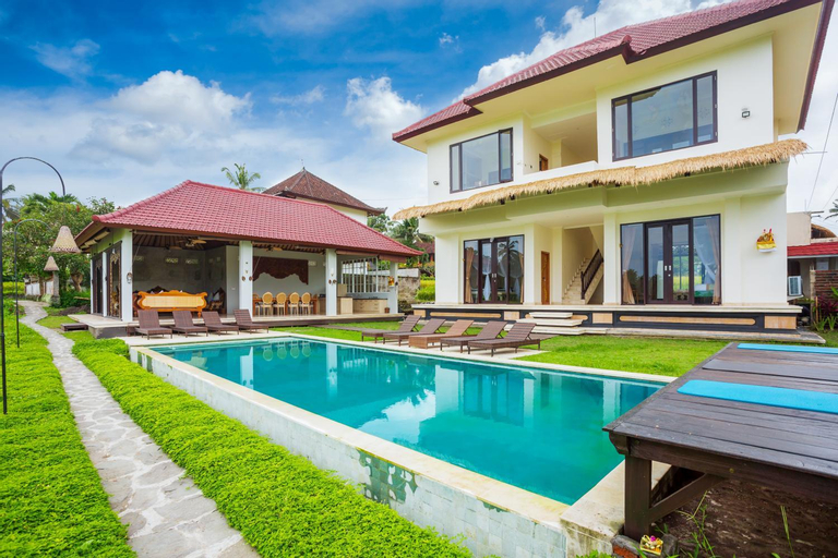 Swimming Pool 1