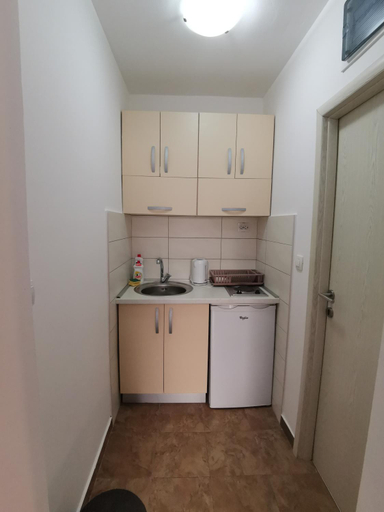 Others 5, Radovic Apartments