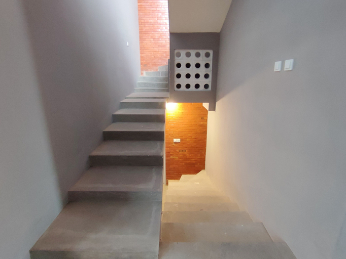 Others 4, RedDoorz near Graha Saba Buana 2, Solo