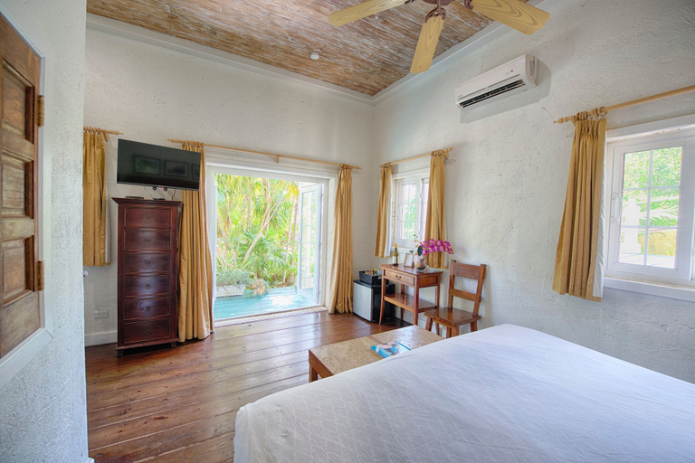 Bedroom 3, A Stone's Throw Away
