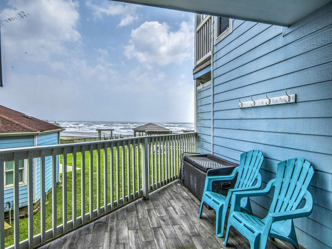 Property grounds 4, Seascape 2118 1 Bedroom Condo by RedAwning, Galveston