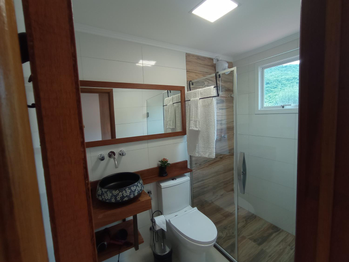 Bathroom 2, Pousada do Valle, Serra Gaucha, Vale dos Vinhedos - RS, Santa Tereza