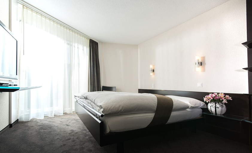 Bedroom 3, Grand Hôtel Les Endroits, La Chaux-de-Fonds