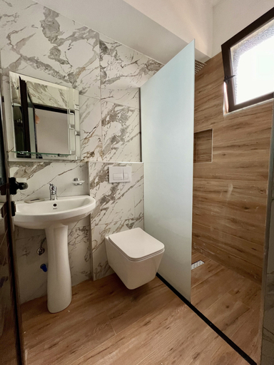 Bathroom 3, Flower Garden Villa , Sarandës