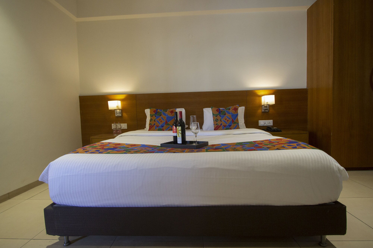 Bedroom 3, Monarch Express, Pune
