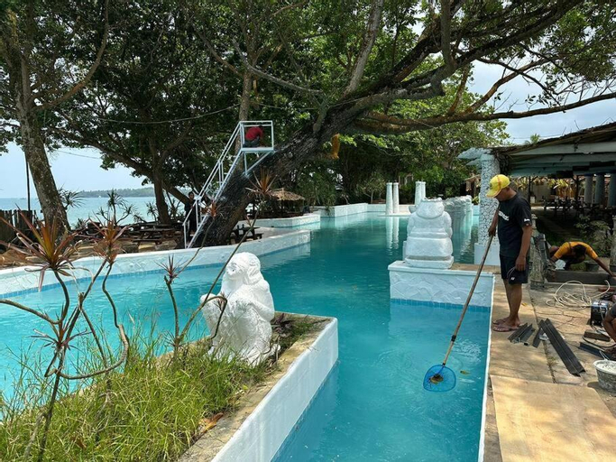 Swimming Pool 15