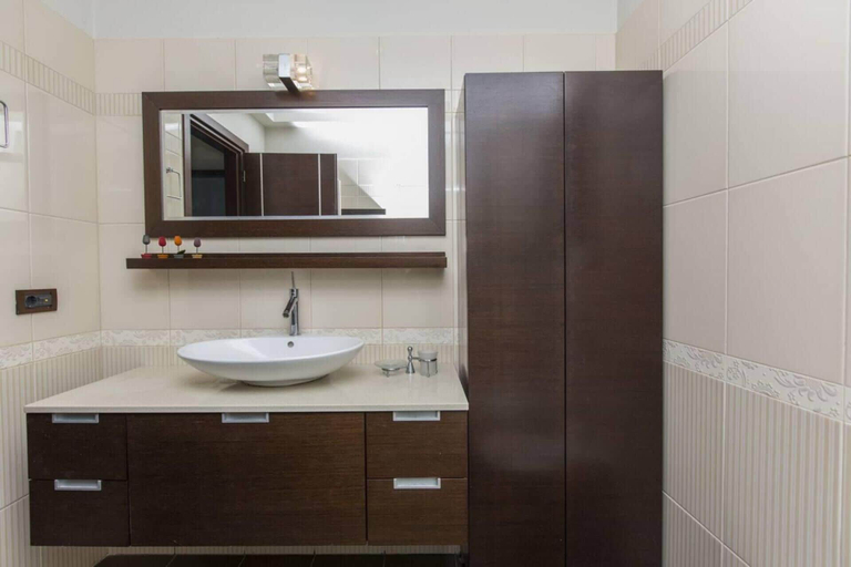 Bathroom 3, Beautiful 4-bed House With Private Pool in Naxos, South Aegean