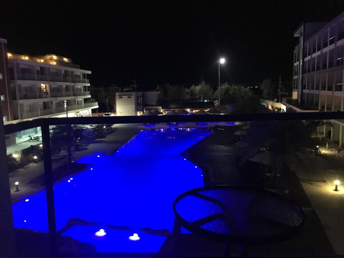 Sport & Beauty 2, Grandblue Condominium 307 Pool-SeaView MaePhim Rayong, Klaeng