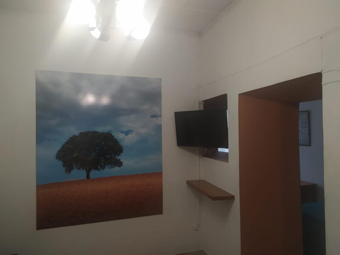 Others 2, Residencial Carvalho, Estremoz